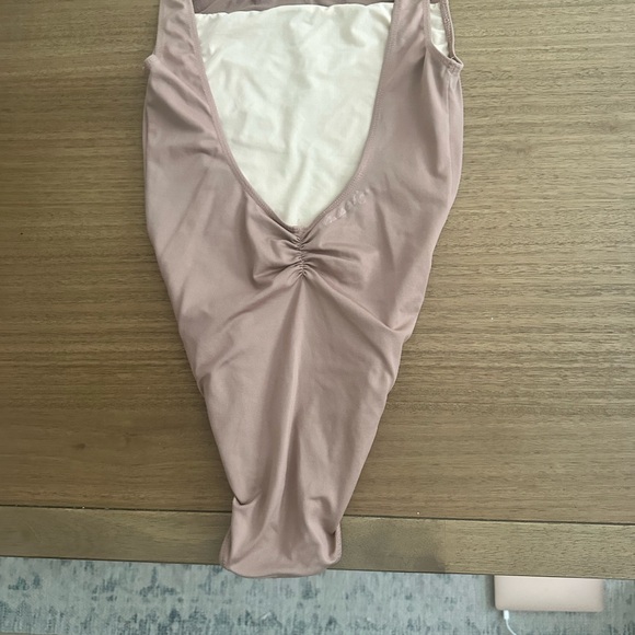 Ballet Rosa Leotard - Picture 2 of 2